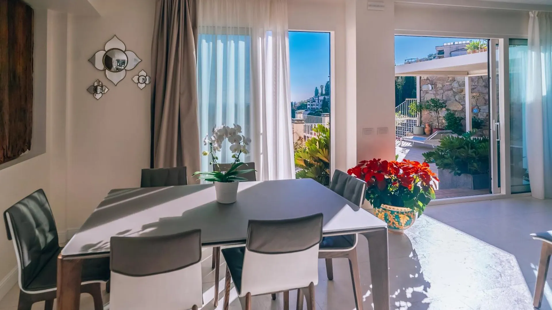 Taormina Sunrise Villa 0*,  Italien